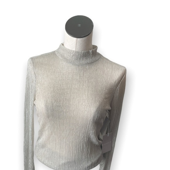 Chelsea 28 top womens ivory gold Lurex Stripe Turtle Neck metallic look Top S - Picture 4 of 8